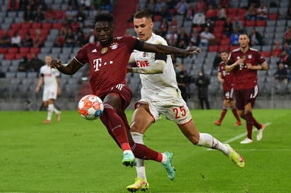 El Bayern Múnich estableció un récord goleador europeo al derrotar el domingo 3-2 a Colonia para darle a su nuevo técnico Julian Nagelsmann su primera victoria en la Bundesliga.