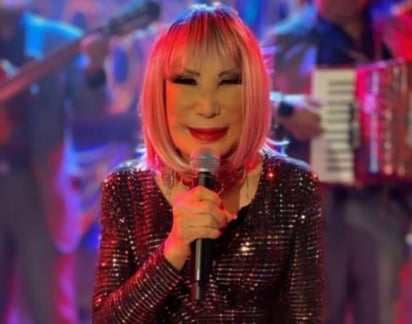 Luego de anunciar sus tres meses de embarazo, la actriz y bailarina Lyn May de 68 años de edad sorprendió a sus seguidores en Instagram con un presunto ultrasonido de su vientre.