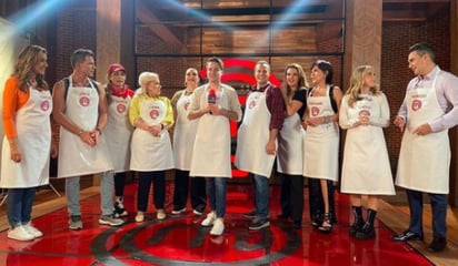 A pesar de que aún no se transmite la tercera emisión de MasterChef Celebrity, internautas y páginas dedicadas a difundir spoilers revelaron quién sería el famoso que quedara eliminado del siguiente programa. (ESPECIAL)        

