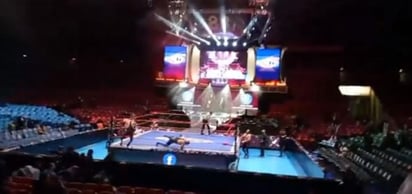 Sismo de 7.1 grados sorprende en función de Lucha Libre en la Ciudad de México. (ESPECIAL)