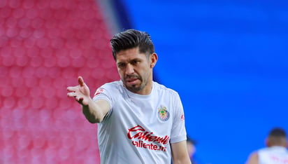 Oribe Peralta, admite que es muy incómoda la situación que se vive en las Chivas. (JAM MEDIA)