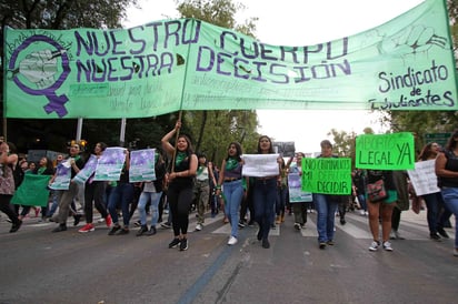 La SCJN por unanimidad determinó la inconstitucionalidad de
criminalizar el aborto de manera absoluta. (ARCHIVO) 
