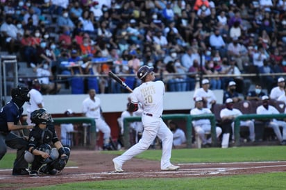 El californiano Nick Torres, quien fue elegido por la Escuadra Naranja en el pasado draft de extranjeros 2021 celebrado en el mes de julio.