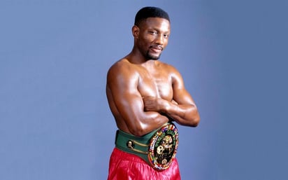 El 20 de septiembre de 1996, el brillante estilista de zurdos, Pernell Whitaker, se convirtió en campeón de peso Welter del CMB. (ESPECIAL)
