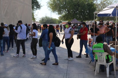 Este sábado cerró la jornada de aplicación de la segunda vacuna contra COVID-19 para jóvenes de 18 a 29 años, en donde se tenía en existencia 6 mil dosis. Como se recordará la jornada inició el martes.
