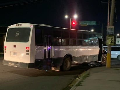 El asalto se registró la noche de ayer en el bulevar Francisco Villa. (ESPECIAL)