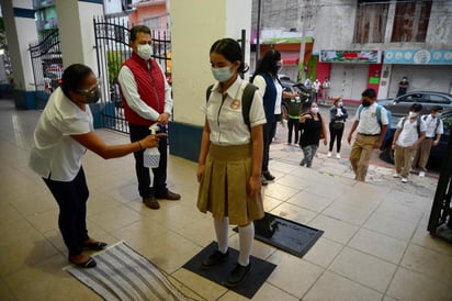 En marzo de 2020, la SEP suspendió las clases presenciales. (EL UNIVERSAL)