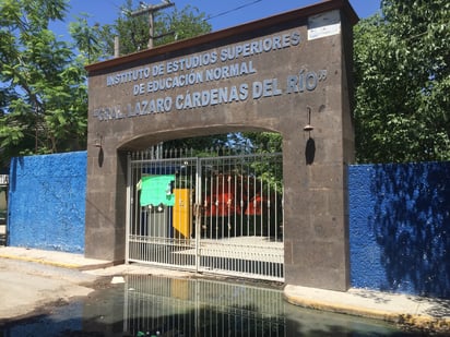 Autoridad federal de escuelas normales visita el IESEN local. (EL SIGLO DE TORREÓN)