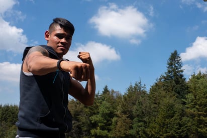  Emanuel 'Vaquero' Navarrete es uno de los peleadores mexicanos más efectivos, quizá sin tantos reflectores a su alrededor, pero que al momento de pararse en el ring suele acabar con sus rivales.
