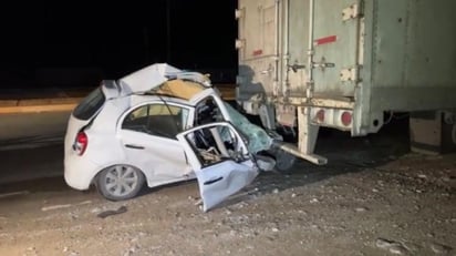 Los hechos se registraron la noche del miércoles en el kilómetro 327 de la carretera Saltillo – Zacatecas, a la altura del ejido Agua Nueva.