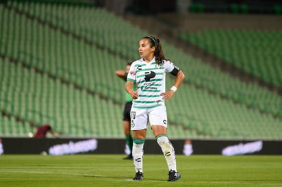 La Dirección General Deportiva dio a conocer este jueves, la lista de jugadoras de la Selección Nacional de México Femenil para el partido de preparación frente a Argentina, entre la que figura por vez primera la capitana de las Guerreras, Cinthya Peraza. (ARCHIVO)
