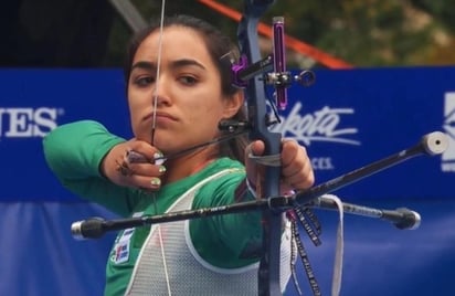 Ana Paula Vázquez Flores y Ángel Ramírez Caballero, ambos de la disciplina de tiro con arco, fueron elegidos ganadores del Premio Estatal del Deporte Coahuila 2021 en las categorías Atleta Absoluto y Entrenador Absoluto, respectivamente. (ESPECIAL)