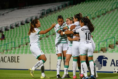 Las Guerreras buscarán dar un paso casi definitivo a su primera liguilla, cuando reciban esta tarde en la cancha 5 del TSM a las Pumas de la UNAM.