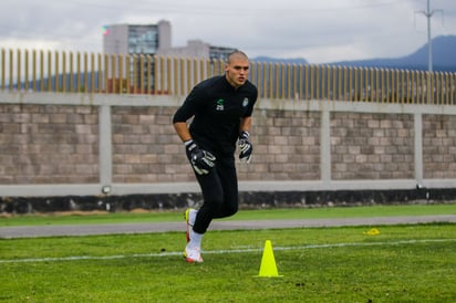 Tras la lesión de Carlos Acevedo, Gibrán Lajud ha disputado seis encuentros con los Guerreros, recibiendo el mismo número de goles. (ESPECIAL)