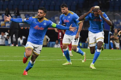 Lorenzo Insigne, autor de un gol y decisivo en otro, impulsó al triunfo al Nápoles, que venció al Legia Varsovia (3-0) y recuperó sus expectativas en la Liga Europa. (EFE)