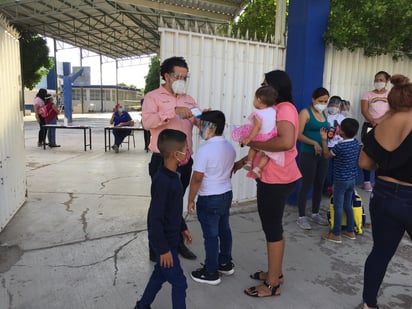 Son 850 planteles educativos los que operan presencialmente. (ARCHIVO)