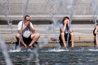 El planeta se dirige 'al menos' a un alza de las temperaturas de 2.4 grados centígrados a final de siglo respecto a los valores preindustriales, lejos del máximo de 2 grados recogido en el Acuerdo de París y más aún del límite de 1.5 ºC al que aspira la ONU, según la estimación de la plataforma científica Climate Action Tracker. (ARCHIVO) 
 