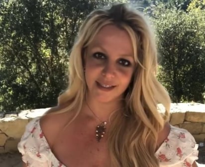 A pocos días de que la tutela del padre de Britney Spears llegara a su fin después de 13 años, la intérprete finalmente rompió el silencio y compartió un mensaje en sus redes sociales. 