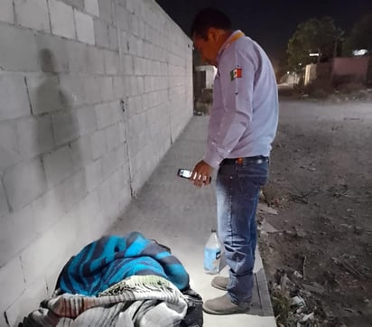 Se realizan recorridos por la zona urbana y rural para detectar personas en situación de calle, así como aquellos que se encuentran alcoholizados y que se quedan en la vía pública. (EL SIGLO DE TORREÓN)