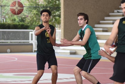 La Asociación Deportiva Mexicana de Basquetbol (Ademeba) Coahuila, está integrando la selección estatal de baloncesto para menores de 19 años de edad (U-19) varonil que participará en el campeonato nacional.