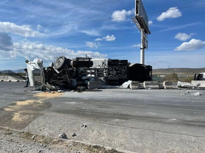 Ocasiona severos daños a la vialidad. (EL SIGLO DE TORREÓN)