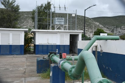 De cada 10 litros que se extraen, poco menos de la mitad se facturan y el resto es agua no contabilizada. (ARCHIVO)