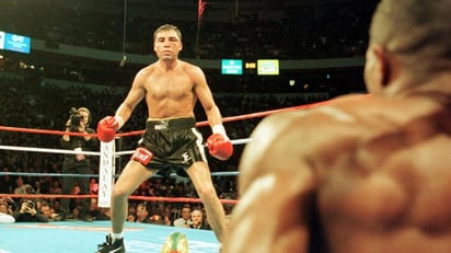 Oscar De la Hoya.