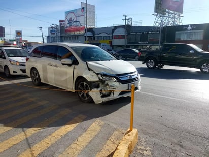 El accidente se registró a las 9:15 horas de este jueves 9 de diciembre. (EL SIGLO DE TORREÓN)