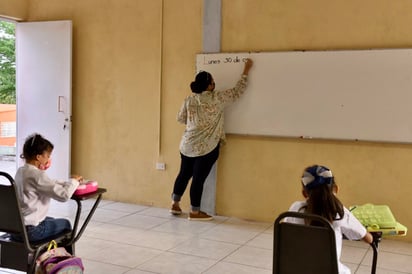 La Secretaría de Educación ha sufrido bajas en su plantilla escolar. De acuerdo a información oficial 220 personas han fallecido. (ARCHIVO) 

