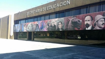 Ayer se oficializó el nombramiento de Saracho Navarro como secretario de Educación; tiene experiencia en Obra Pública. (EL SIGLO DE TORREÓN)