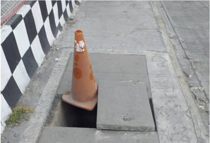 A través del Centro de Integración Ciudadana (CIC), ciudadanos de Saltillo reportaron una alcantarilla abierta en una banqueta, por lo que hicieron el llamado a las autoridades del Ayuntamiento, así como de Aguas de Saltillo. (EL SIGLO DE TORREÓN) 
