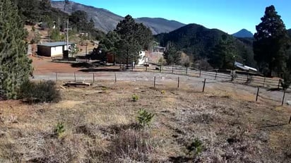 Desde el municipio de Arteaga se pudo observar una caída de hielo en el Cerro del Potosí. (ISABEL AMPUDIA)