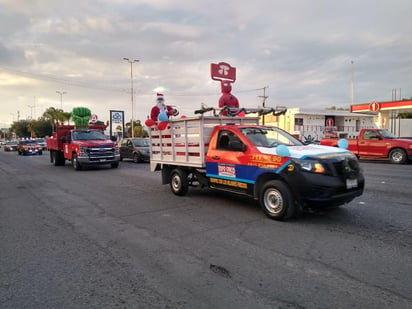 Se dieron a la tarea de recolectar juguetes. (AARÓN ARGUIJO)