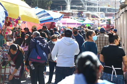 La última semana del año registró un fuerte aumento de contagios y de muertes por COVID-19.