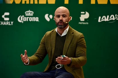 Dante Elizalde, presidente ejecutivo del Santos Laguna, dice que el plantel está cerrado (ÉRICK SOTOMAYOR)