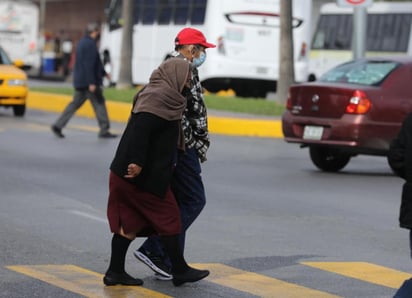 Instruye alcalde de Saltillo poner en marcha operativos por frente frío