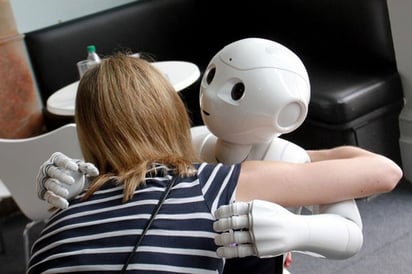 Especialista señala que hasta el momento los robots todavía no poseen la autonomía suficiente para desarrollar 'sentimientos' (ESPECIAL) 