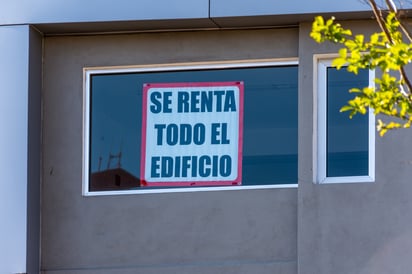 Muchos estudiantes están batallando ya que la economía de las familias se vio severamente afectada por la pandemia. (EL SIGLO DE TORREÓN) 