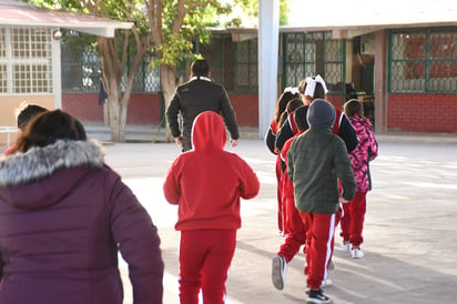 A clases presenciales, el 99 por ciento de los planteles educativos en el estado de Durango.