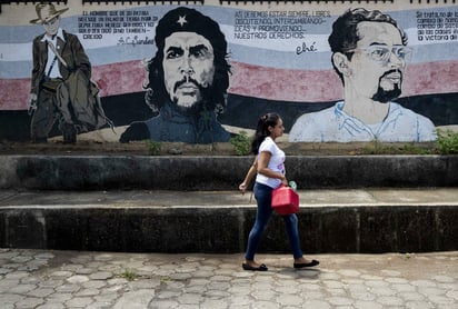 El militar retirado Gary Prado Salmón, quien capturó al 'Che' en Bolivia, confirmó a Efe que Terán falleció la madrugada de este jueves tras estar internado por varios días en el hospital de la Corporación del Seguro Social Militar (Cossmil) en Santa Cruz. (ARCHIVO) 