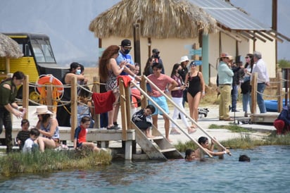 Los turistas fronterizos, en cambio, cayeron un 5.9% interanual en febrero hasta los 836 mil 474 viajeros. (ARCHIVO)