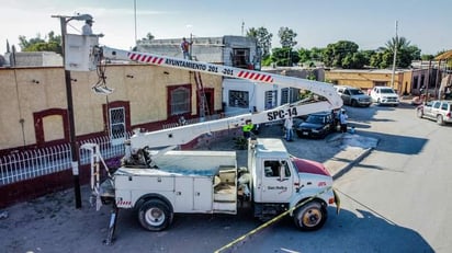 Inicia mejoramiento de alumbrado público en ejido de San Pedro