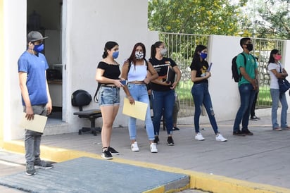 Tratan de sincronizar la oferta educativa con lo que demanda el mercado laboral mediante Conversatorio con Egresados. (EL SIGLO DE TORREÓN)