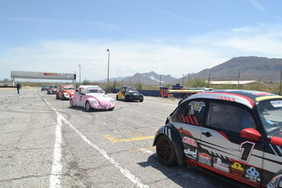 Muchas emociones en el Autódromo de Gómez Palacio