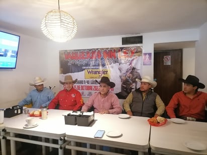 Presentan nueva fecha de Vaqueros Sin Ley en el Lienzo Charro Gómez Palacio