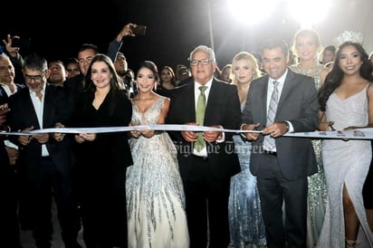 Inauguran Feria de San Pedro y coronan a la reina