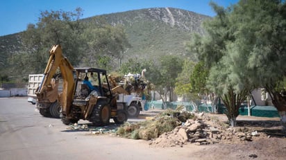 Autoridades de Servicios Públicos de Gómez y Lerdo han estado haciendo labores de limpieza. (EL SIGLO DE TORREÓN)