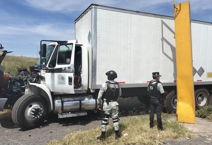 Guardia Nacional frustra robo de tractocamiones y recupera mercancía