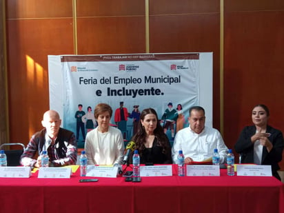 Encargados de dependencias y organismos empresariales dieron a conocer la Feria del Empleo Municipal Incluyente. (EL SIGLO DE TORREÓN)