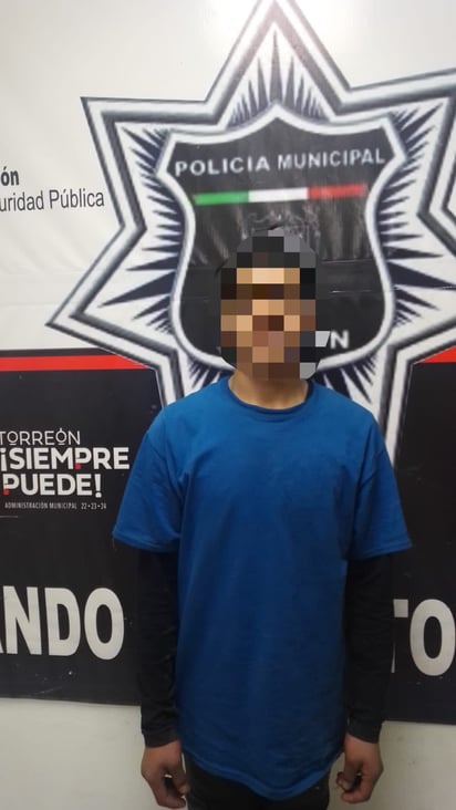 El hombre fue identificado como José Carlos 'NN', de 20 años de edad, quien fue detenido y turnado ante el Ministerio Público.